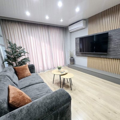 Location d’un spacieux appartement de 3 pièces, quartier Briz, Varna, Bulgarie